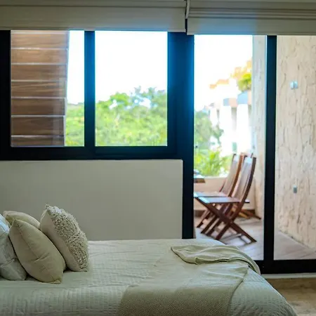 Ph With Private Pool And Bikes Apartment